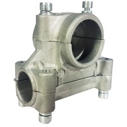 Staffa di Fissaggio per Maniglia del Decespugliatore | Diamtero per Tubo 28 mm | Diametro per Maniglia 19 mm | Pezzo di Ricambio